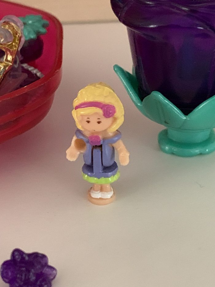 Polly's Crystal Perfume Compact