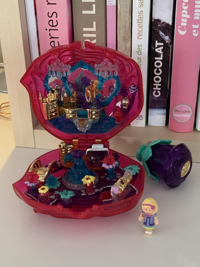 Polly's Crystal Perfume Compact