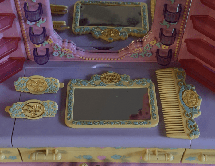 dressing-table-19903 Pyjama Party Dressing Table (Yellow drawer)