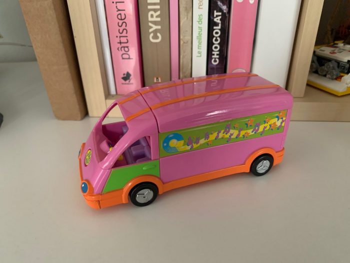 Polly Pocket Tour Bus