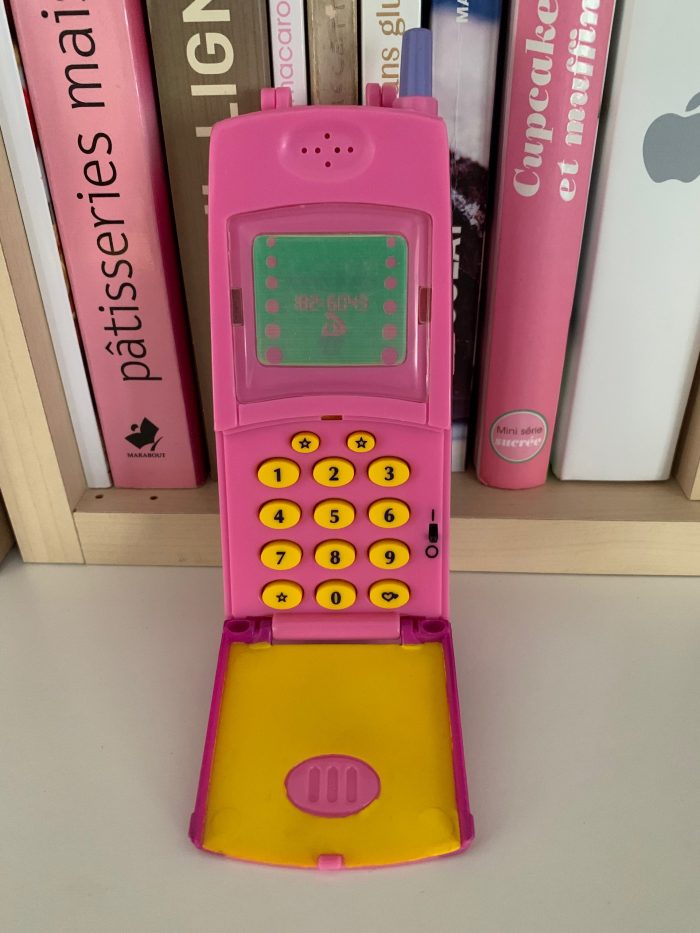 Mobile Phone - Hot Stuff