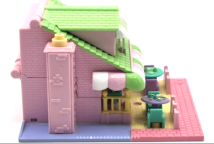 Polly's Pizza Place - Variation