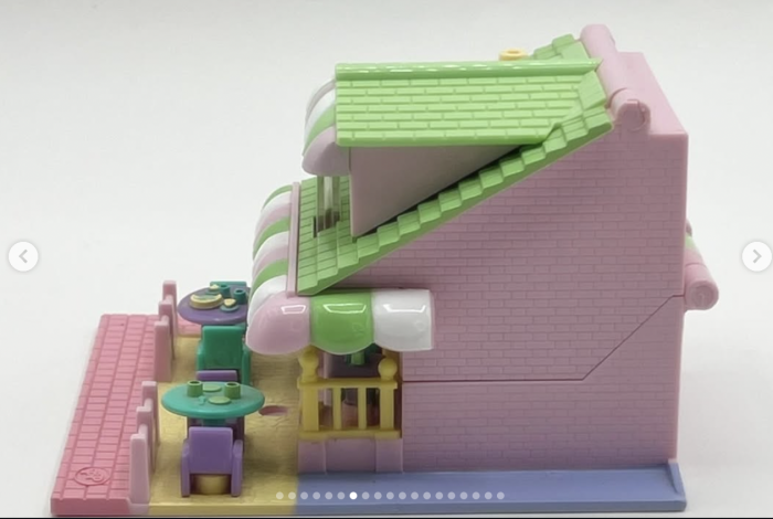 Polly's Pizza Place - Variation