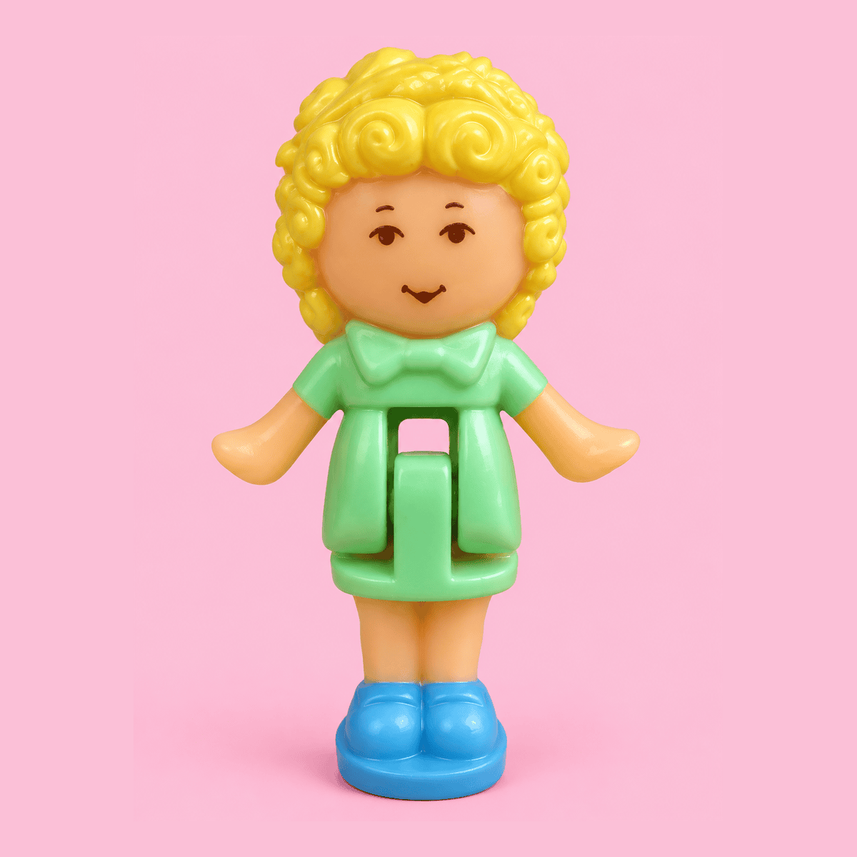 Polly · variante 03 — vignette carrée
